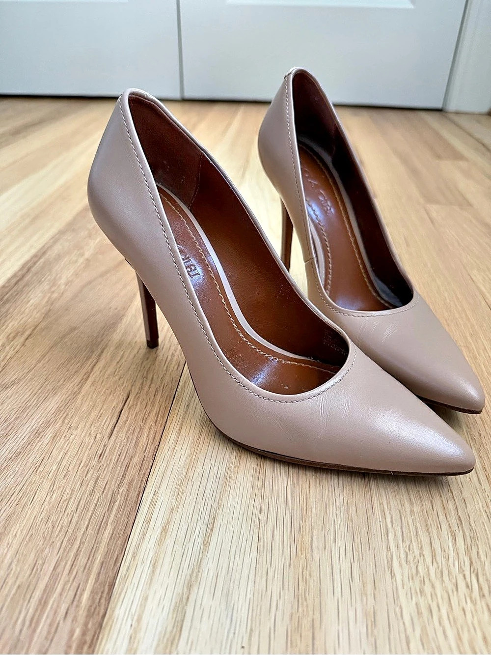 Coach Waverly Pump Heels in Nude - Size 7.5